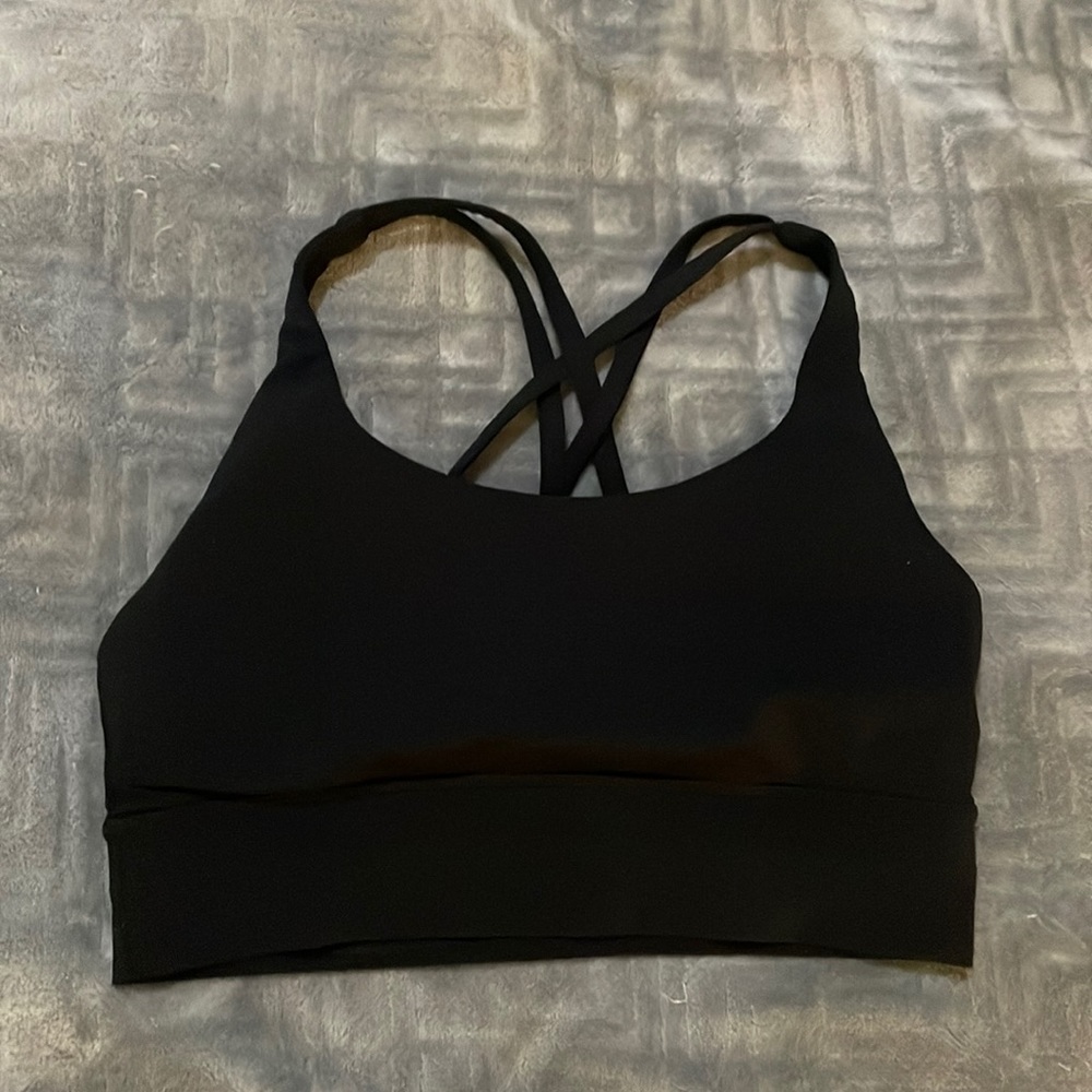 Lululemon sports bra